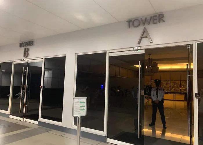 Aiza\'S Place In Shell Residences Moa